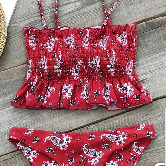 Cupshe Other - Cupshe Paisley Bikini